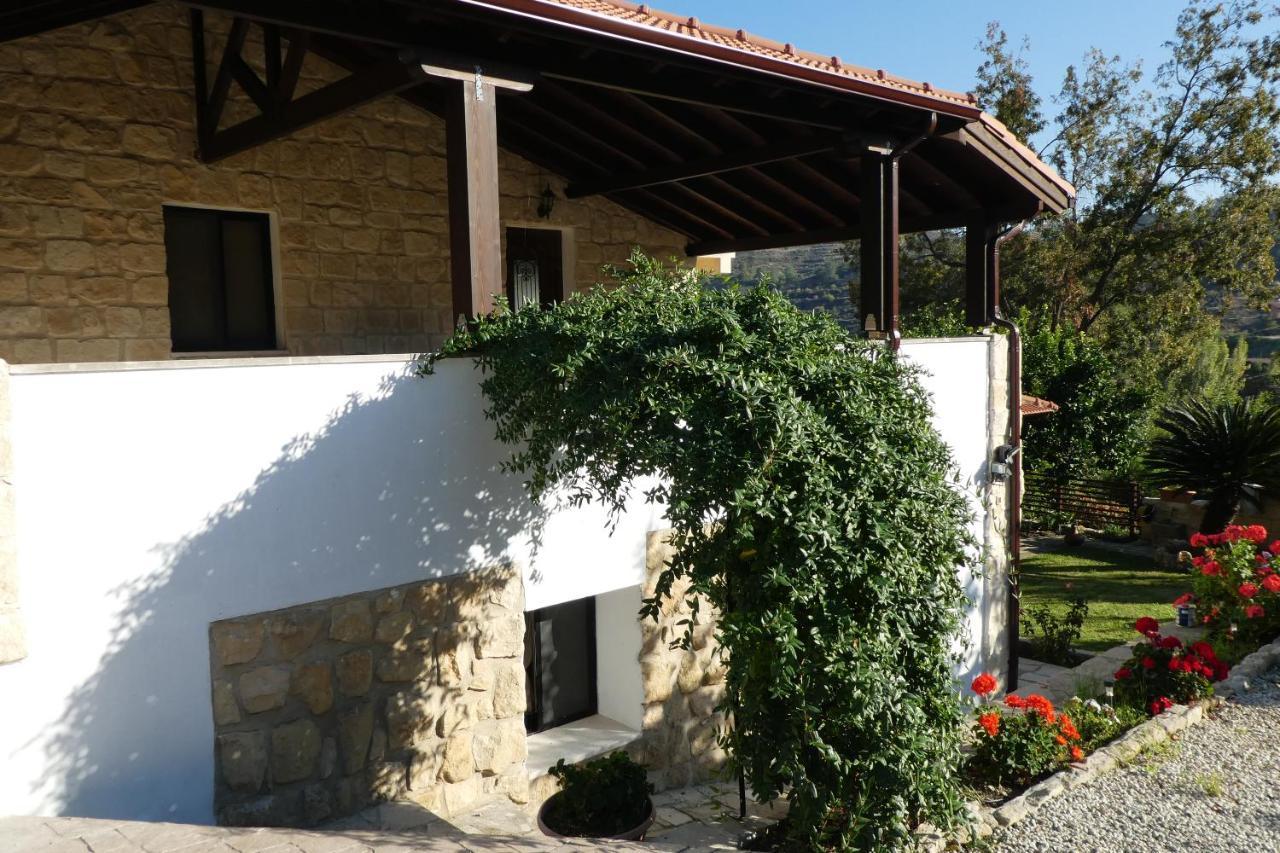 Lola's Cottage&Garden Kalokhorio Extérieur photo