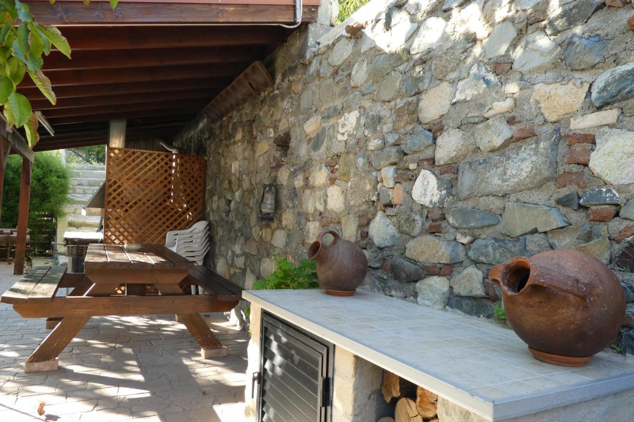Lola's Cottage&Garden Kalokhorio Extérieur photo